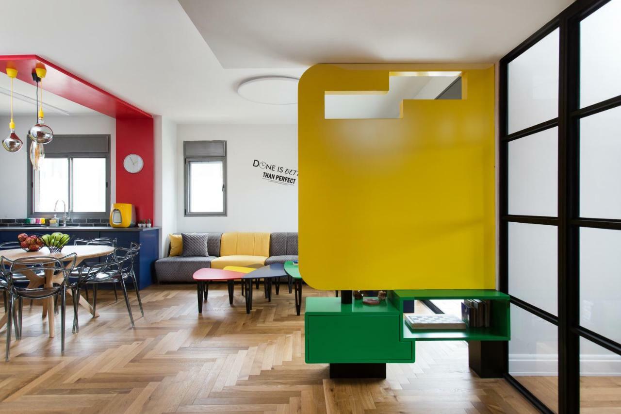 Colorful Bnb Apartment Haïfa Extérieur photo